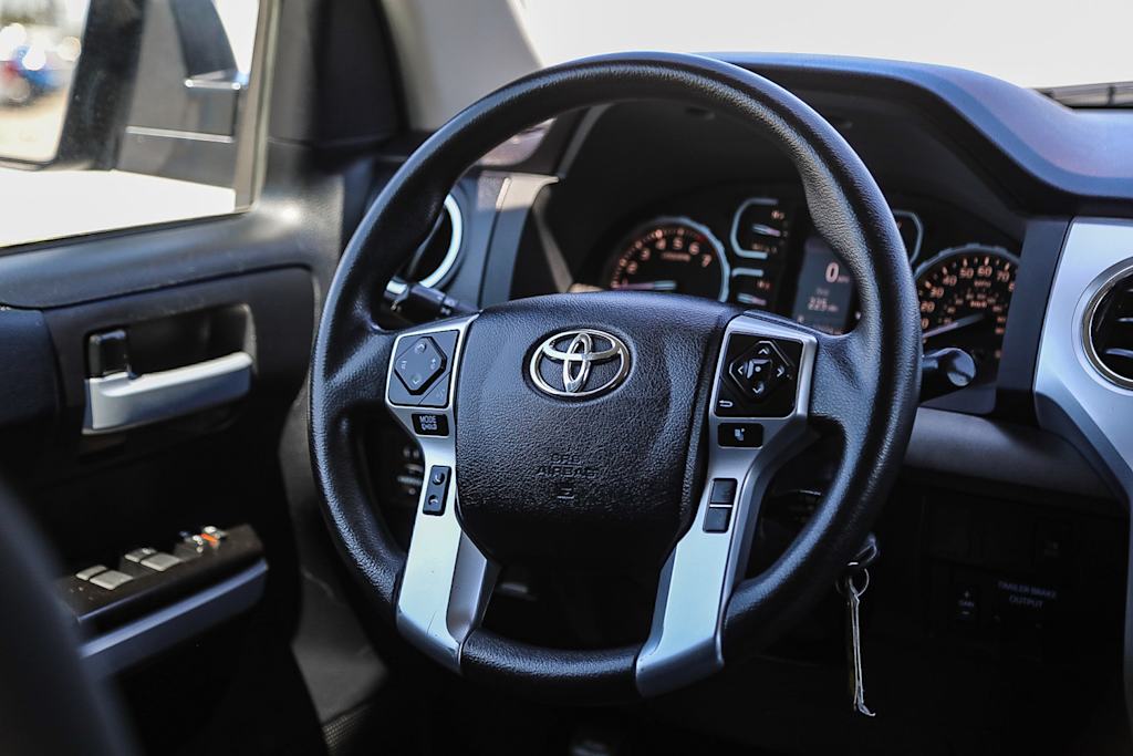 Thumbnail: 2021 Toyota Tundra - 8