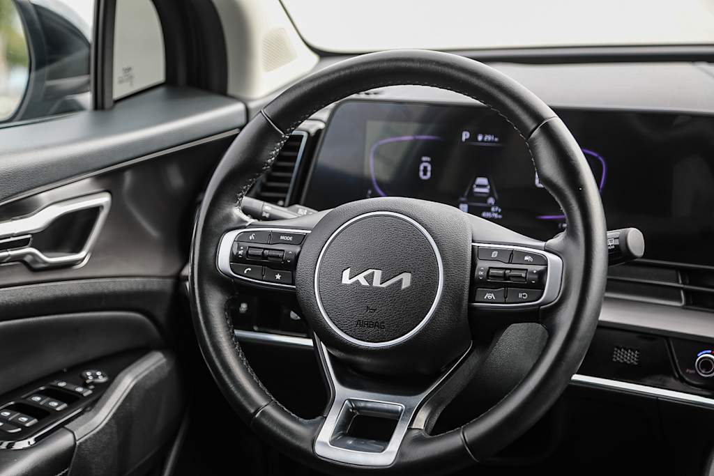 Thumbnail: 2023 Kia Sportage - 12