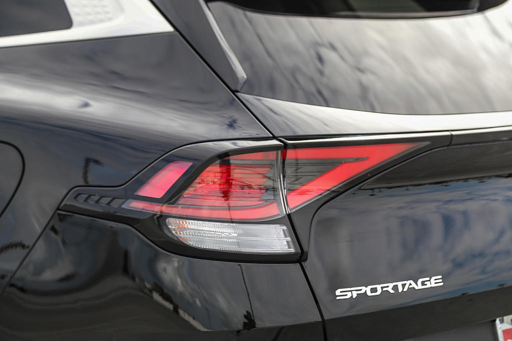 Thumbnail: 2023 Kia Sportage - 20