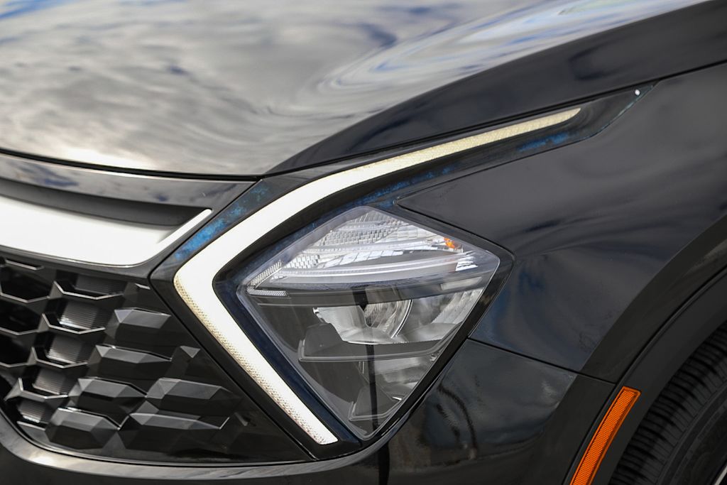 Thumbnail: 2023 Kia Sportage - 19