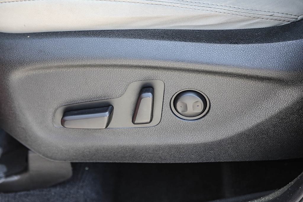 Thumbnail: 2016 Kia Sorento - 22