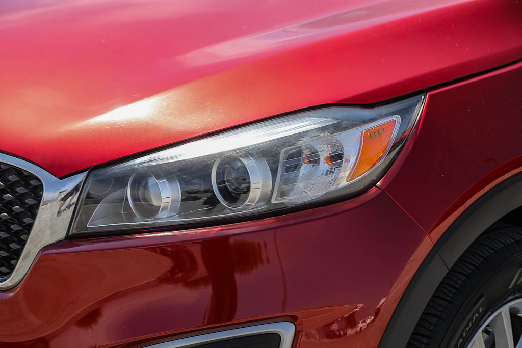 Thumbnail: 2016 Kia Sorento - 18