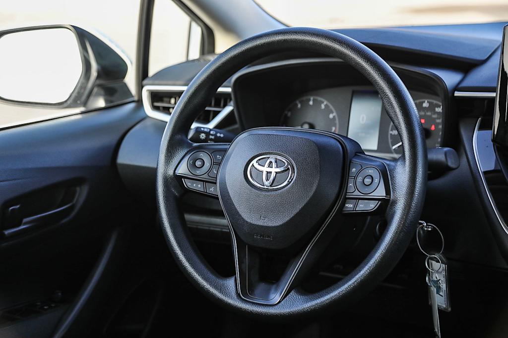 2023 Toyota Corolla LE 12