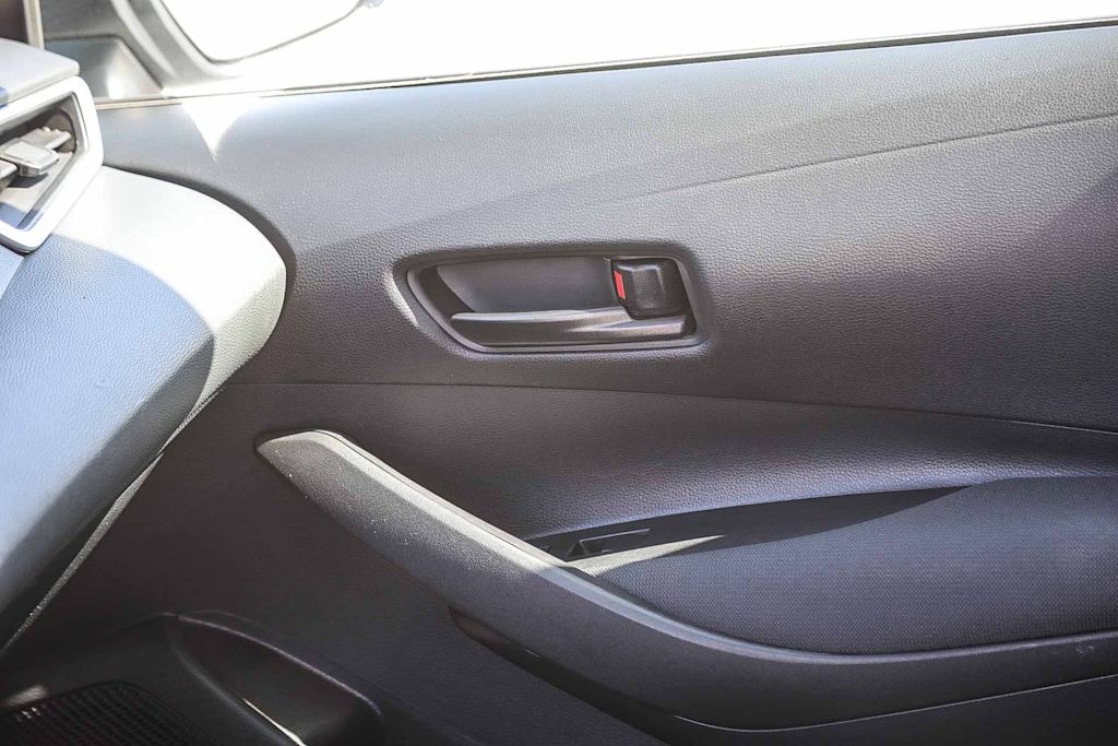 Thumbnail: 2023 Toyota Corolla - 23