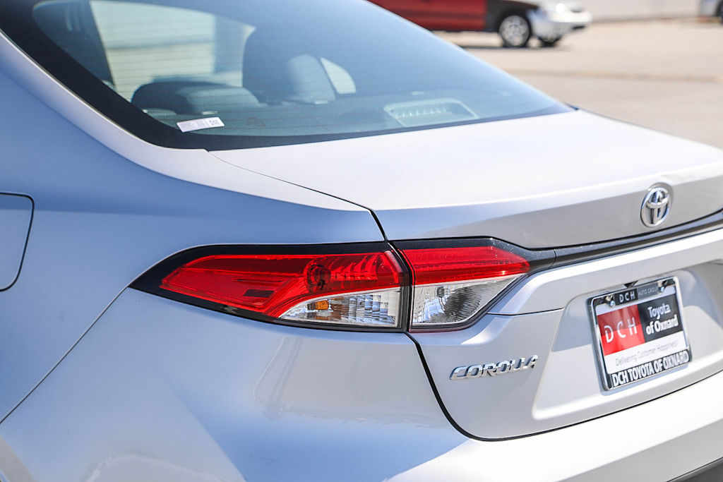 Thumbnail: 2023 Toyota Corolla - 20