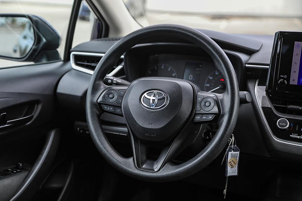 Thumbnail: 2024 Toyota Corolla - 12