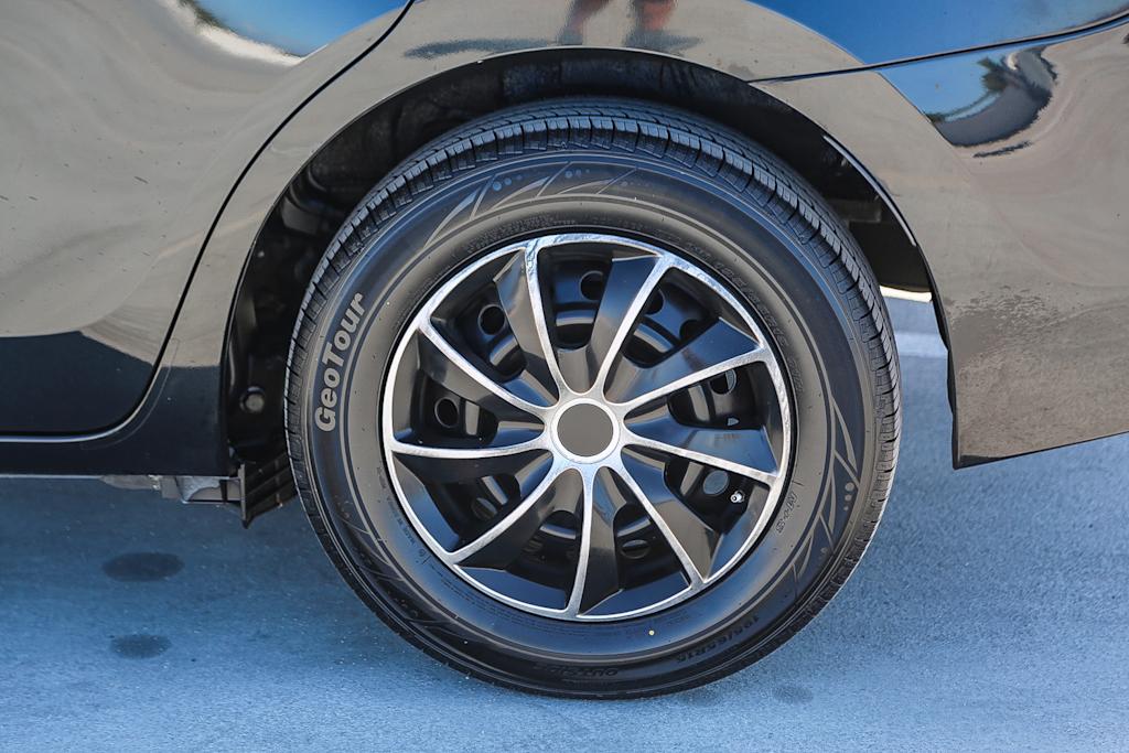 Thumbnail: 2015 Toyota Corolla - 22