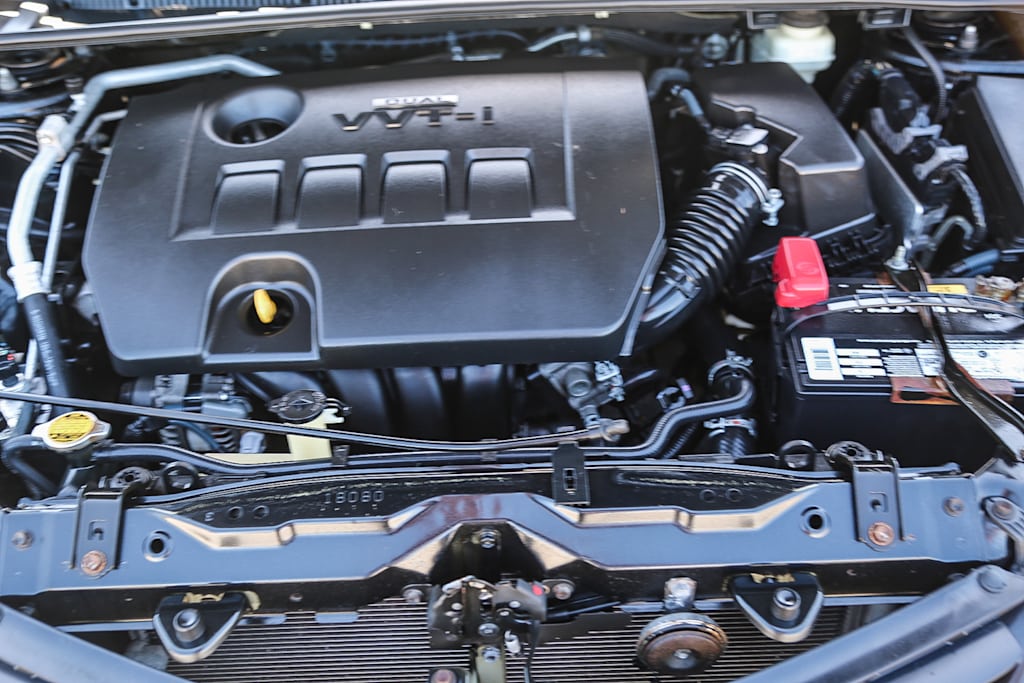 Thumbnail: 2015 Toyota Corolla - 7