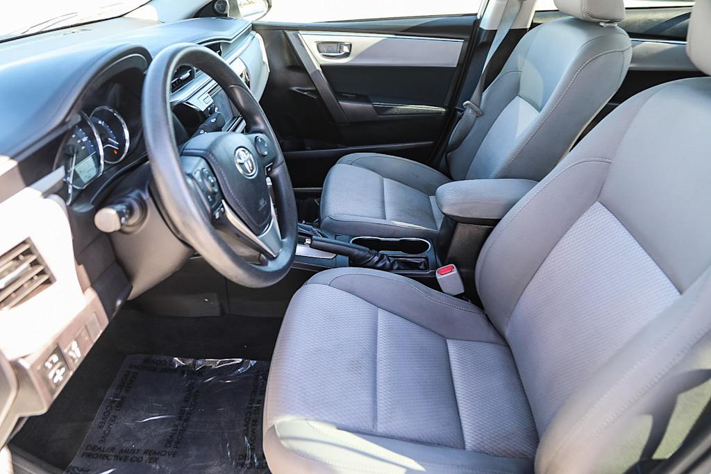 Thumbnail: 2015 Toyota Corolla - 10