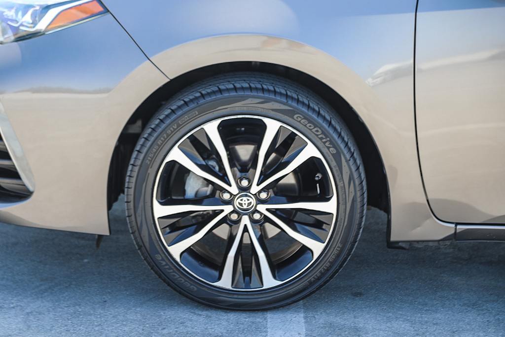 Thumbnail: 2018 Toyota Corolla - 6