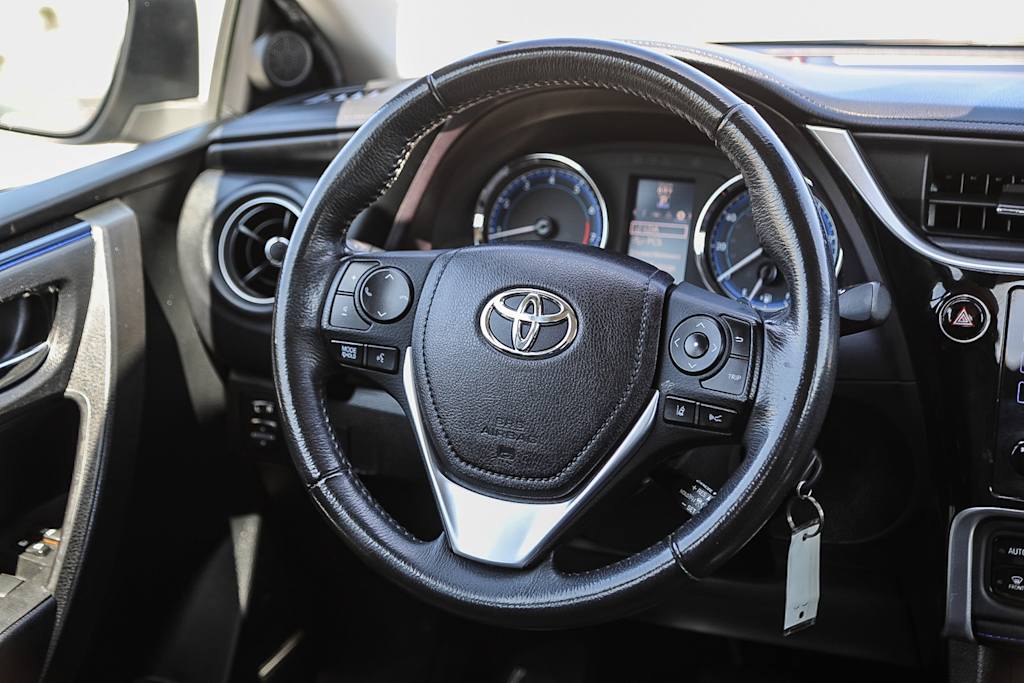 Thumbnail: 2018 Toyota Corolla - 12