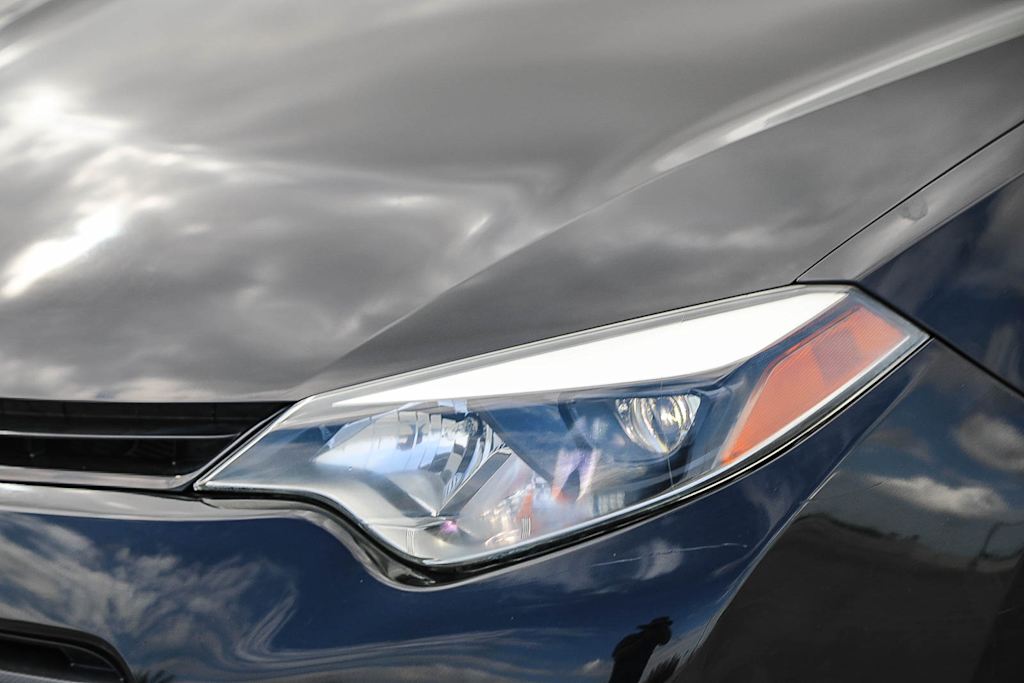 Thumbnail: 2015 Toyota Corolla - 20