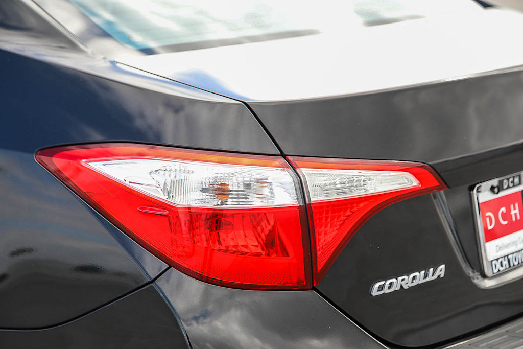 Thumbnail: 2015 Toyota Corolla - 21