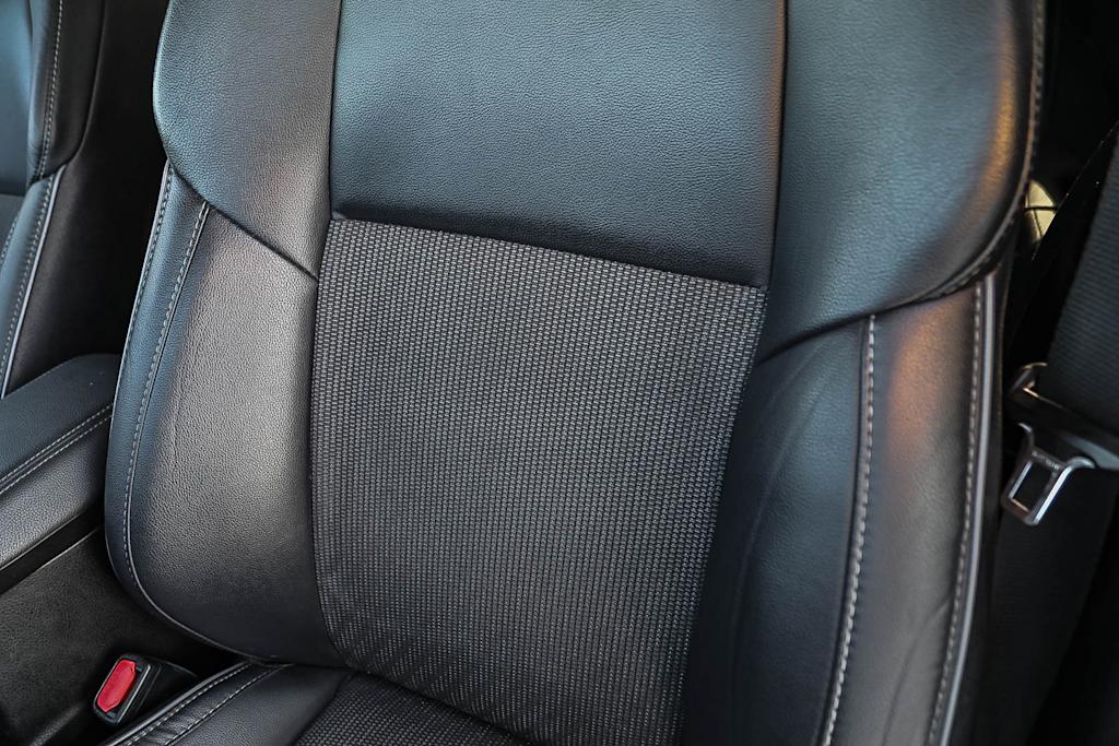 Thumbnail: 2015 Toyota Corolla - 25