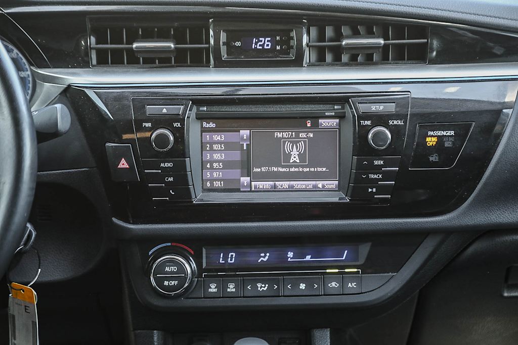 Thumbnail: 2015 Toyota Corolla - 14