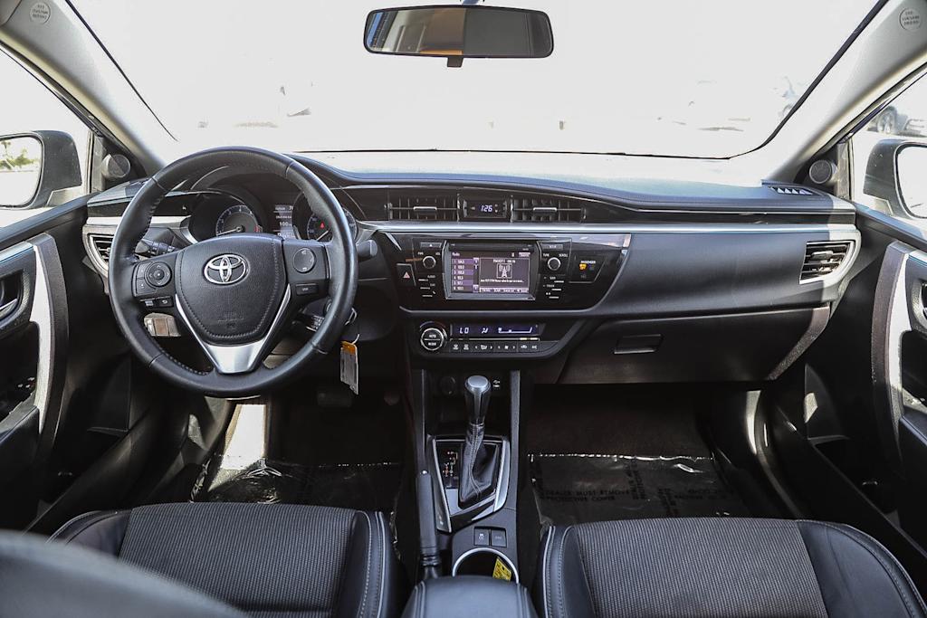 Thumbnail: 2015 Toyota Corolla - 2