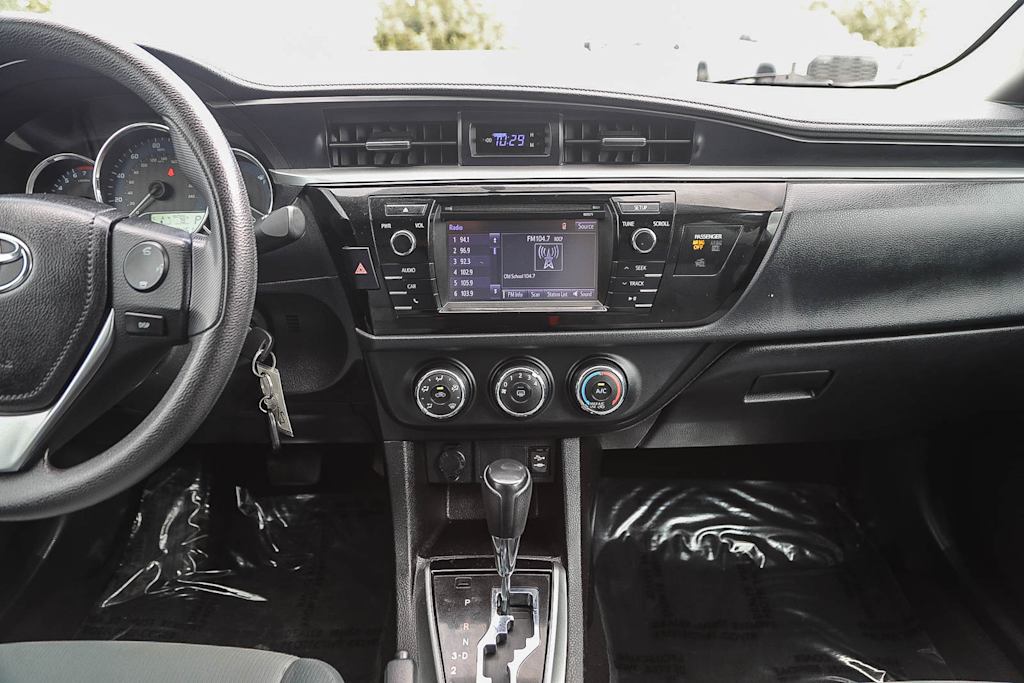 Thumbnail: 2016 Toyota Corolla - 8