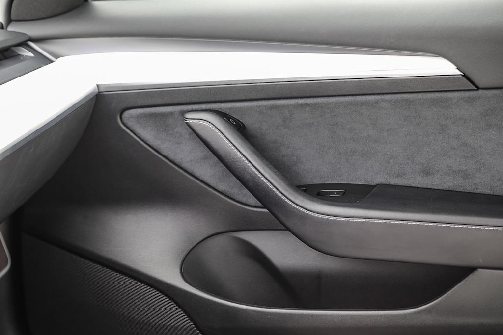 Thumbnail: 2023 Tesla Model 3 - 22