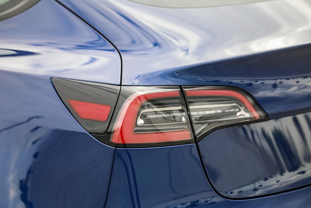 Thumbnail: 2023 Tesla Model 3 - 6
