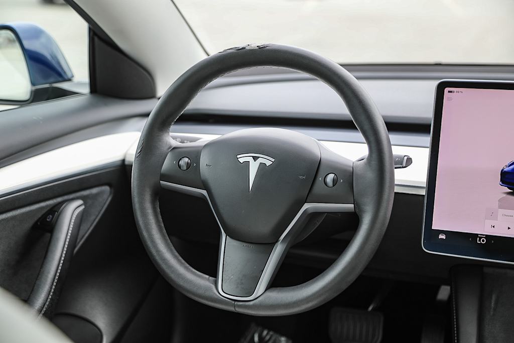 Thumbnail: 2023 Tesla Model 3 - 12