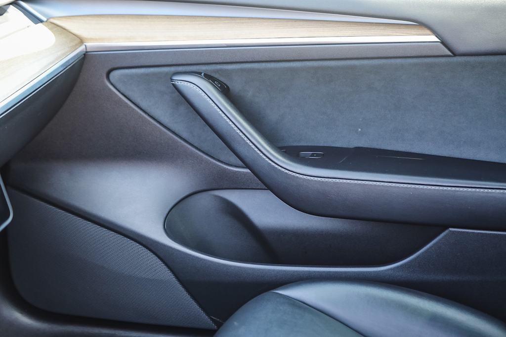 Thumbnail: 2021 Tesla Model 3 - 22