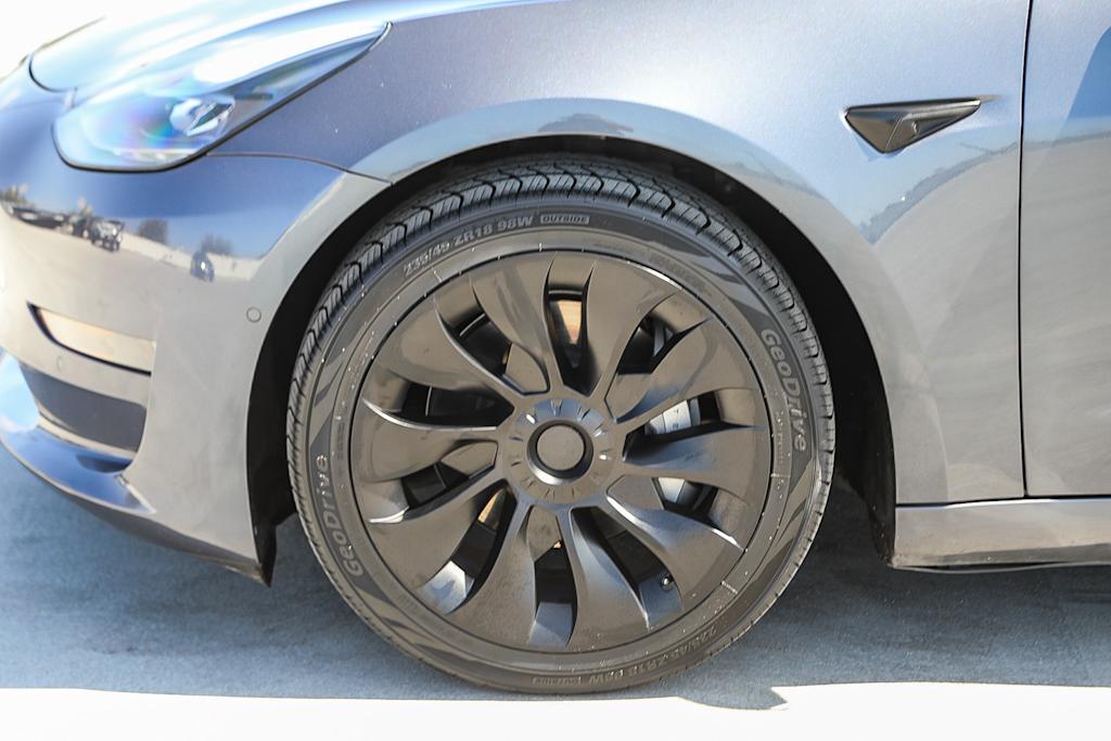 Thumbnail: 2021 Tesla Model 3 - 6
