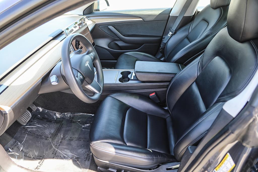 Thumbnail: 2021 Tesla Model 3 - 9
