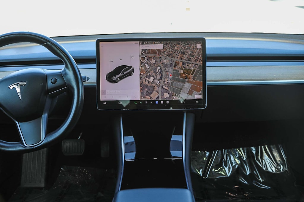 Thumbnail: 2018 Tesla Model 3 - 7