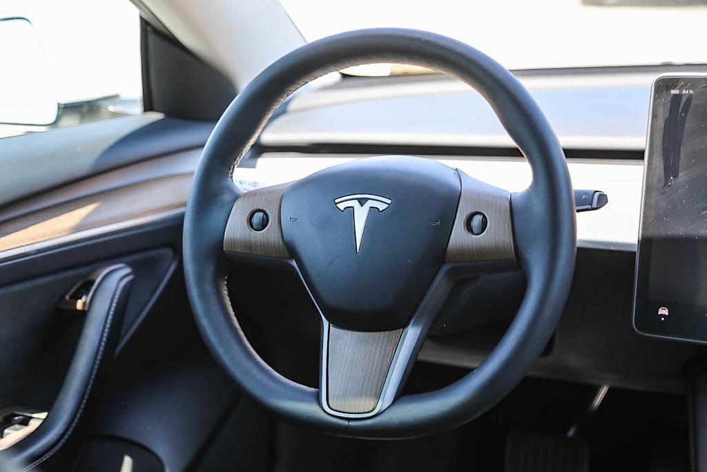 Thumbnail: 2023 Tesla Model 3 - 11