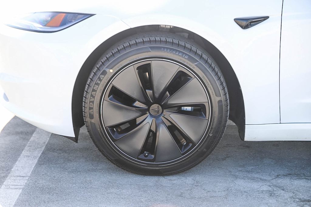 Thumbnail: 2025 Tesla Model 3 - 6