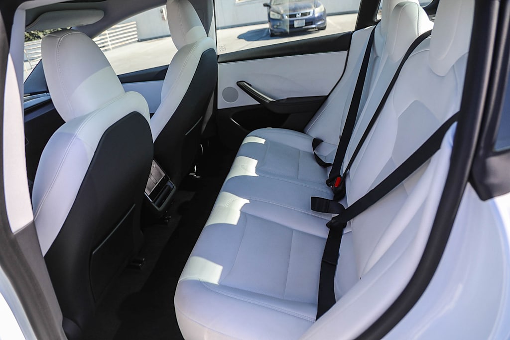 Thumbnail: 2025 Tesla Model 3 - 10