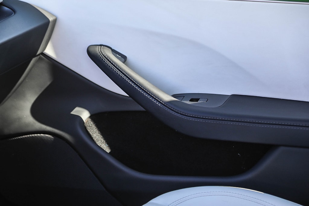 Thumbnail: 2025 Tesla Model 3 - 21