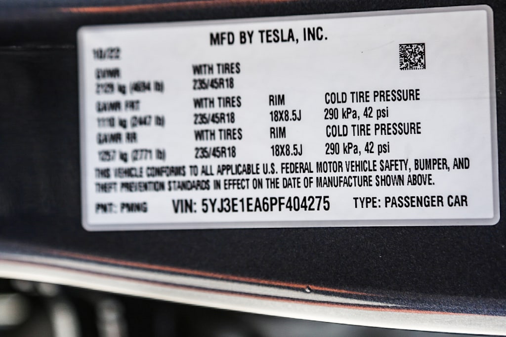Thumbnail: 2023 Tesla Model 3 - 14