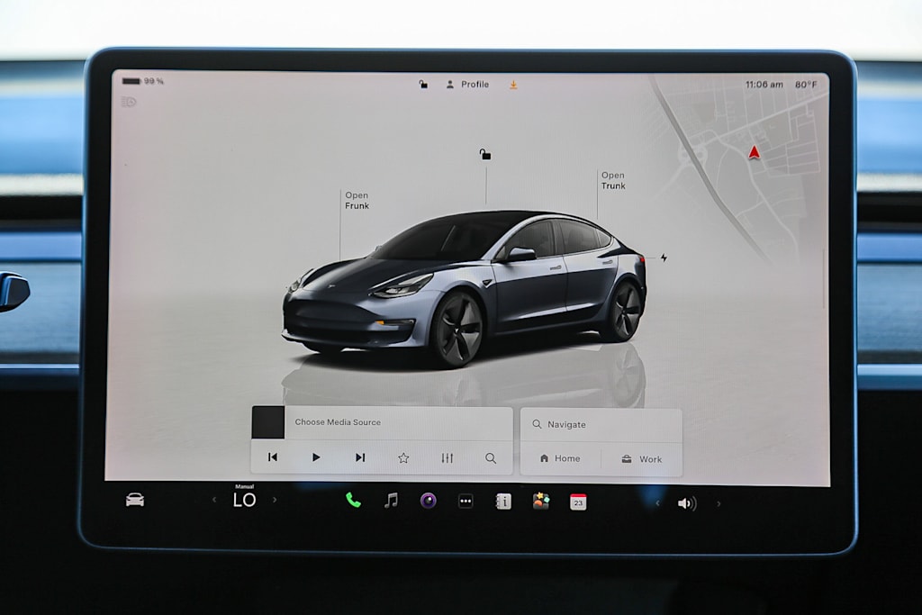 Thumbnail: 2023 Tesla Model 3 - 20