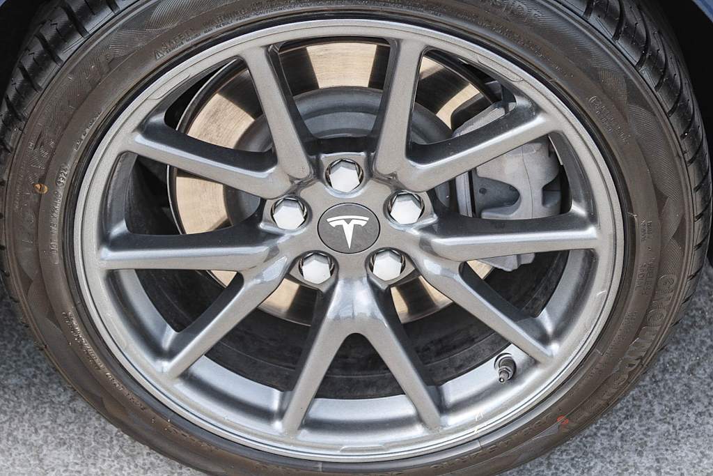 Thumbnail: 2018 Tesla Model 3 - 18
