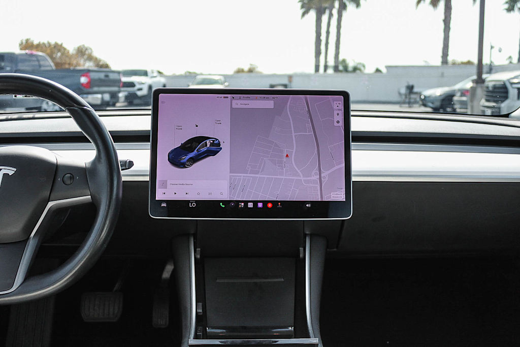 Thumbnail: 2018 Tesla Model 3 - 7