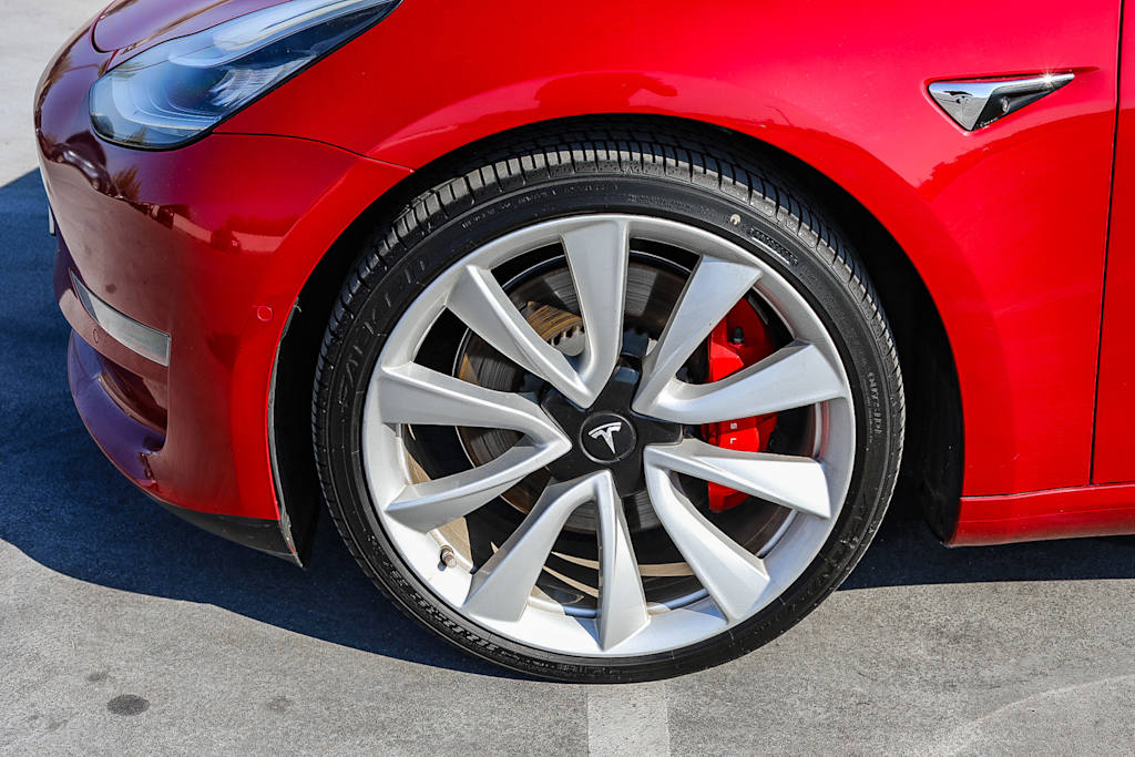 Thumbnail: 2018 Tesla Model 3 - 6