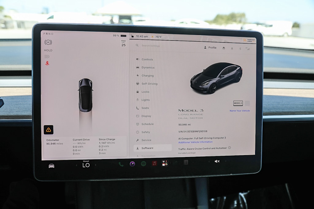 Thumbnail: 2022 Tesla Model 3 - 24