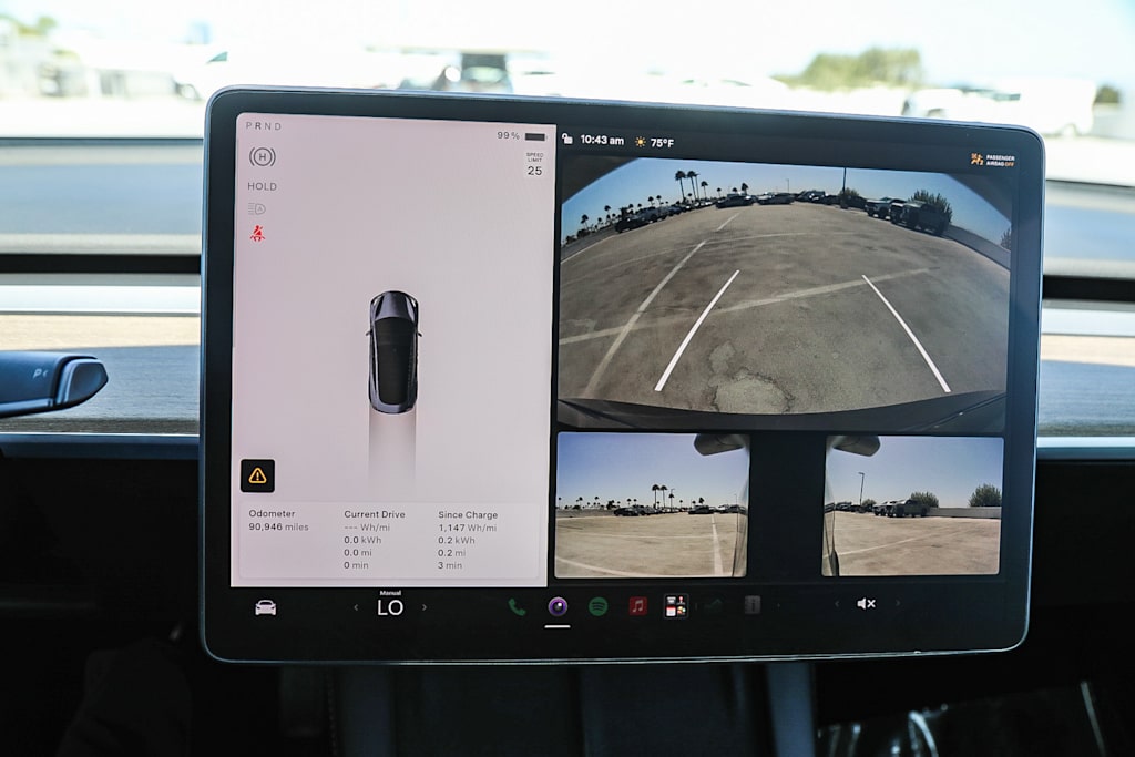 Thumbnail: 2022 Tesla Model 3 - 23
