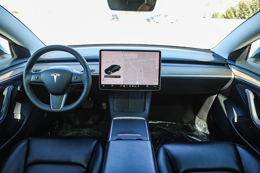 Thumbnail: 2021 Tesla Model 3 - 2