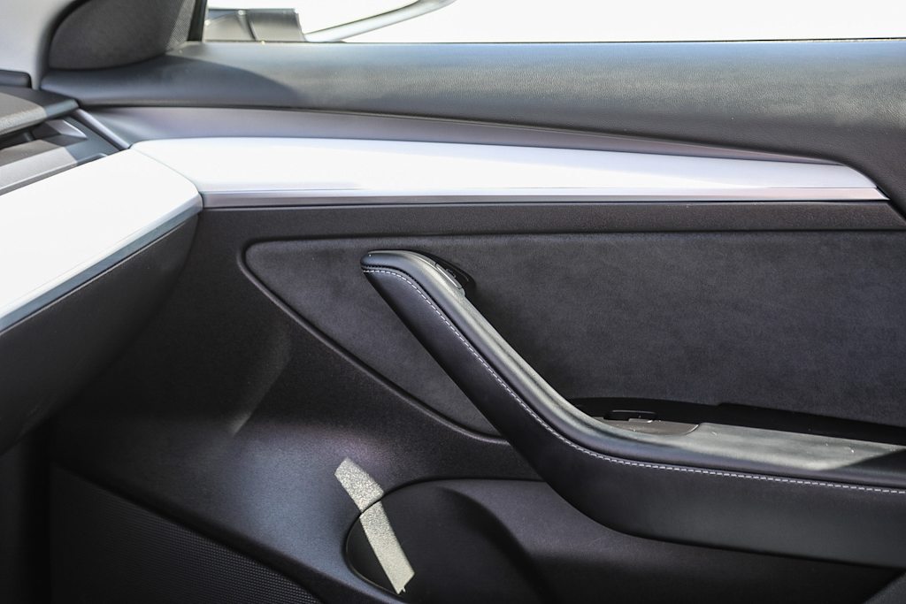 Thumbnail: 2021 Tesla Model 3 - 22