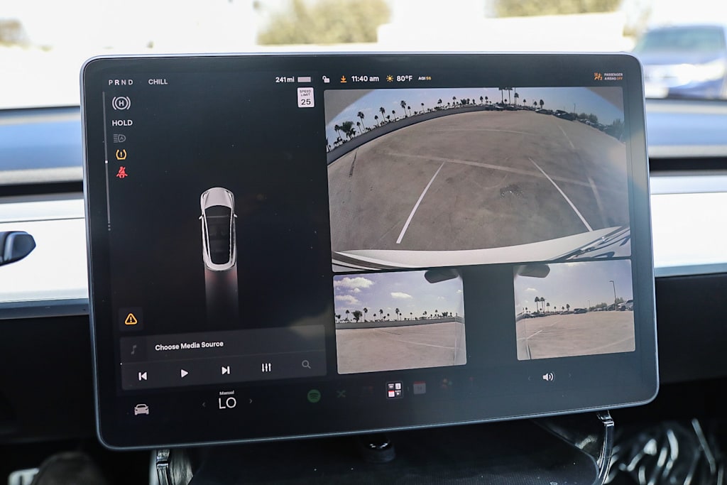 Thumbnail: 2021 Tesla Model 3 - 23