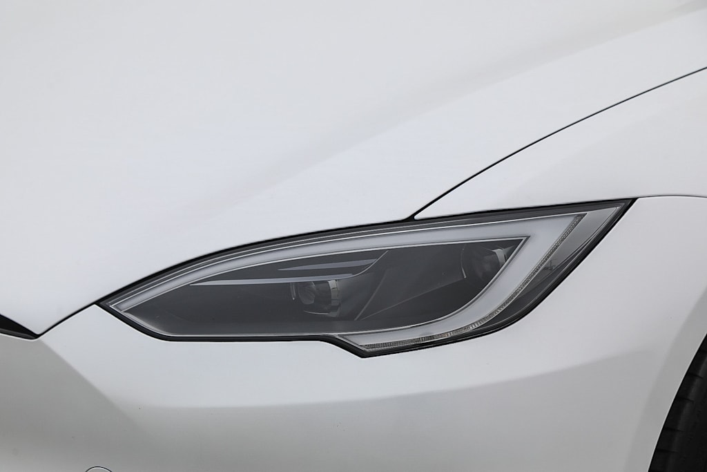 Thumbnail: 2023 Tesla Model S - 16