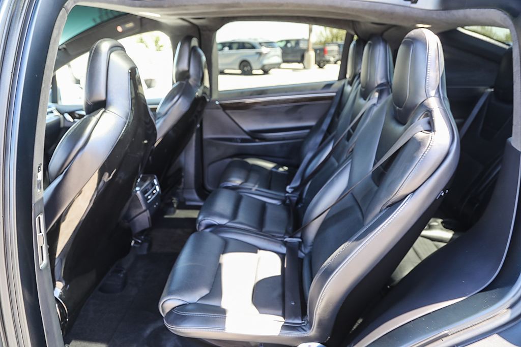 Thumbnail: 2016 Tesla Model X - 10