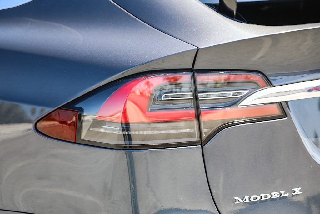 Thumbnail: 2016 Tesla Model X - 19
