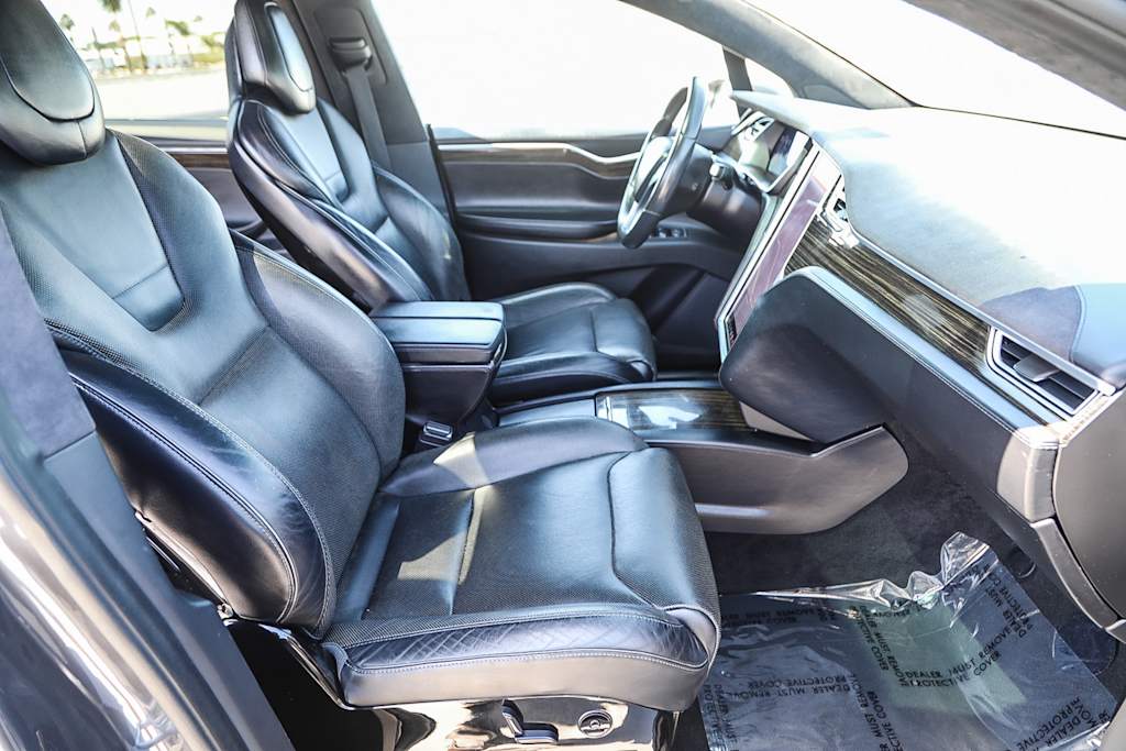 Thumbnail: 2016 Tesla Model X - 8