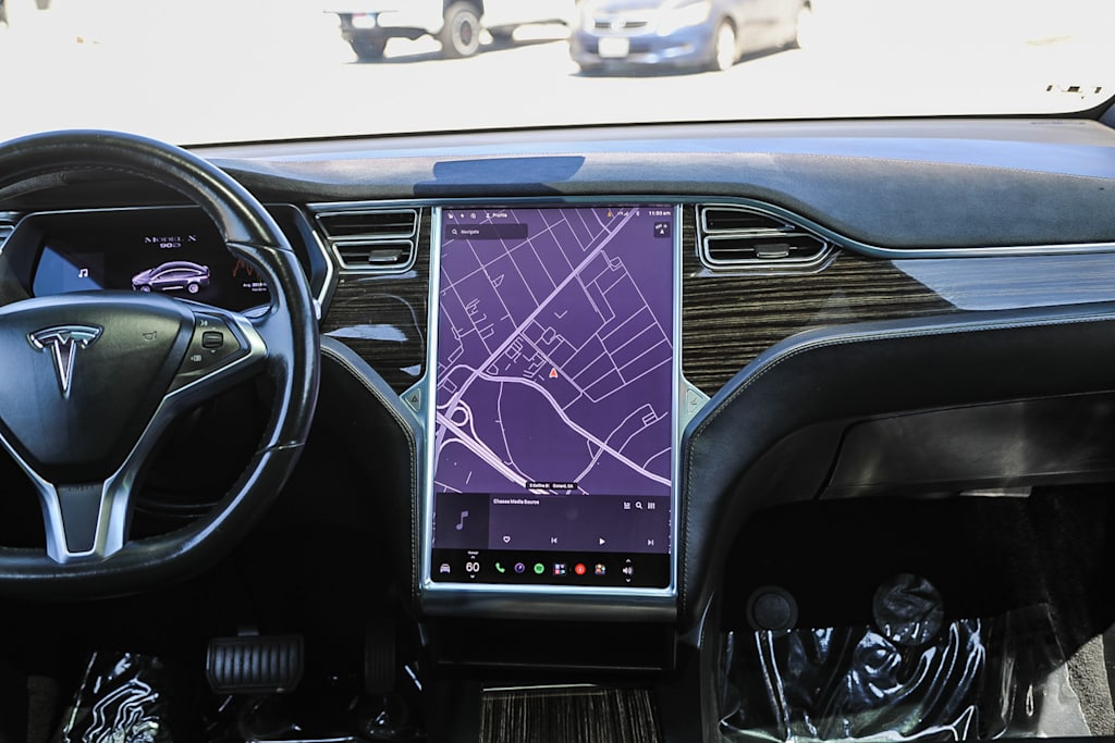 Thumbnail: 2016 Tesla Model X - 7