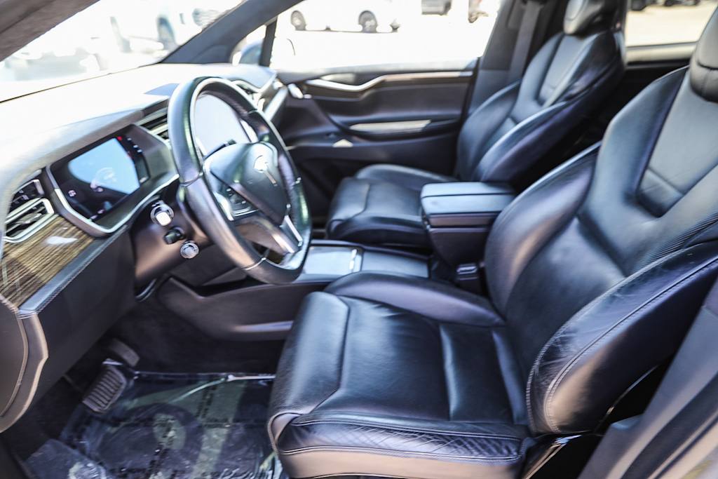 Thumbnail: 2016 Tesla Model X - 9