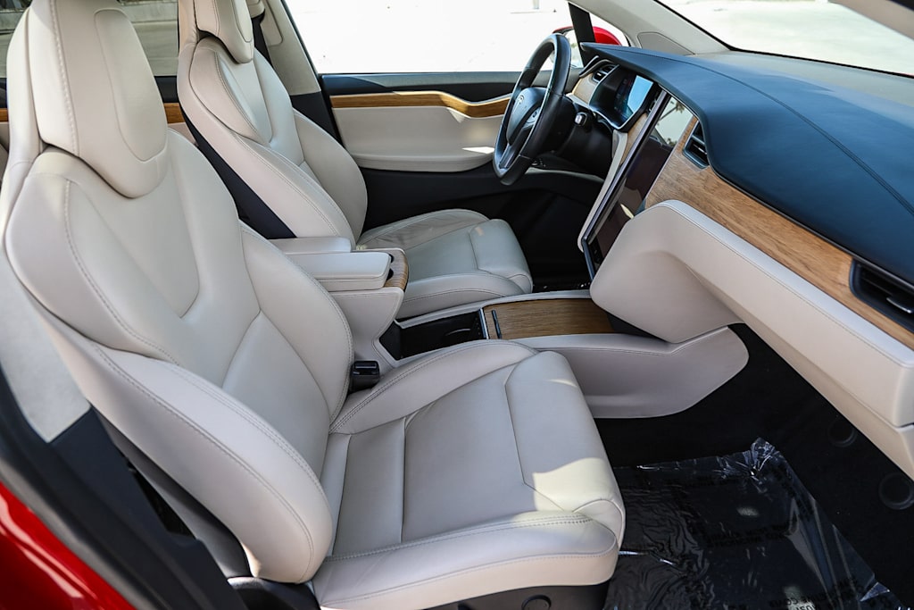 Thumbnail: 2019 Tesla Model X - 7