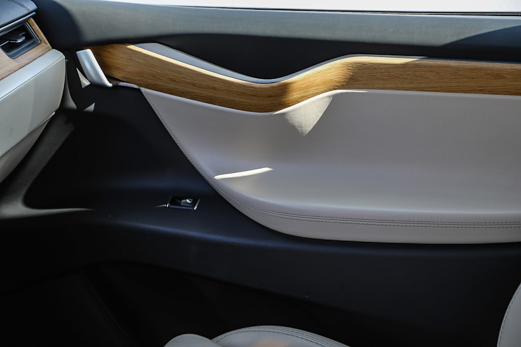 Thumbnail: 2019 Tesla Model X - 22